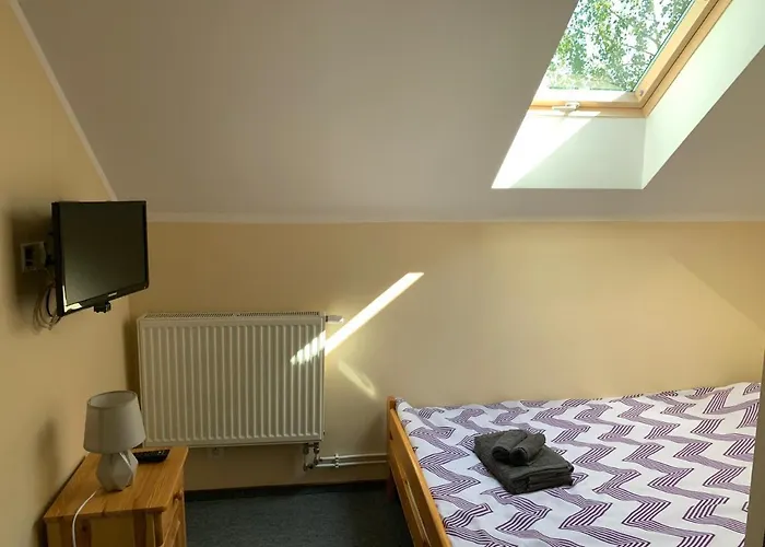 Ms-otel Goscinne 1,2,3 Osobowe Zywiec Jezioro Zywieckie Penzion Pietrzykowice (Bielsko-Biala)