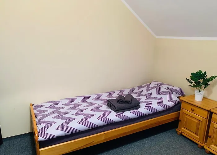 Penzion Ms-otel Goscinne 1,2,3 Osobowe Zywiec Jezioro Zywieckie Pietrzykowice (Bielsko-Biala)
